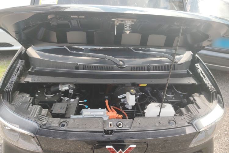 Used Wuling Zhiguang New Energy 2025 Model 305km Ambitious Edition Engine Bay