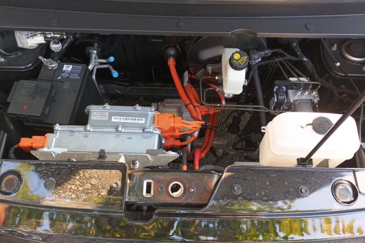 Used Wuling Zhiguang New Energy 2025 Model 305km Ambitious Edition Engine Bay