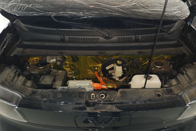 Used Wuling Zhiguang New Energy 2025 Comfort Model Engine Bay