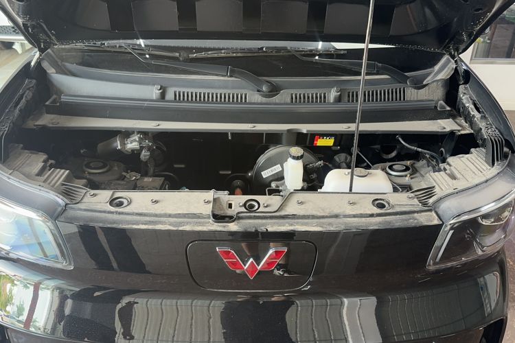 Used Wuling Zhiguang New Energy 2025 Model 305km Ambitious Edition Engine Bay
