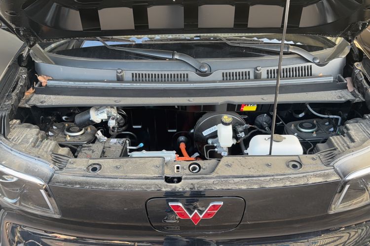 Used Wuling Zhiguang New Energy 2025 Comfort Model Engine Bay