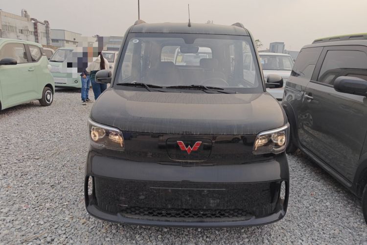Used Wuling Zhiguang New Energy 2025 Comfort Model Exterior 1