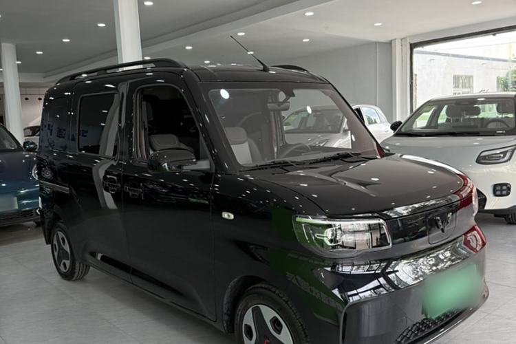 Used Wuling Zhiguang New Energy 2025 Model 305km Ambitious Edition Exterior 1