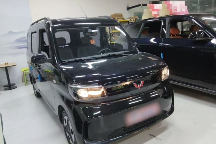 Used Wuling Zhiguang New Energy 2025 Comfort Model Exterior 1