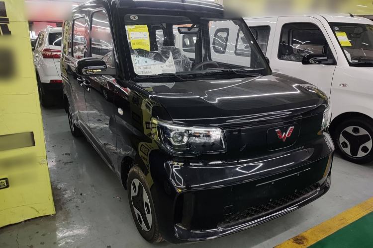 Used Wuling Zhiguang New Energy 2025 Standard Model Exterior 1