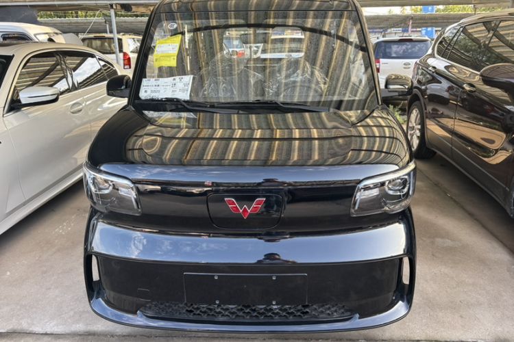 Used Wuling Zhiguang New Energy 2025 Comfort Model Exterior 1