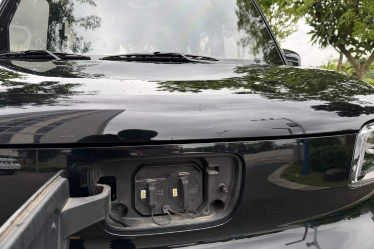 Used Wuling Zhiguang New Energy 2025 Comfort Model Exterior 11