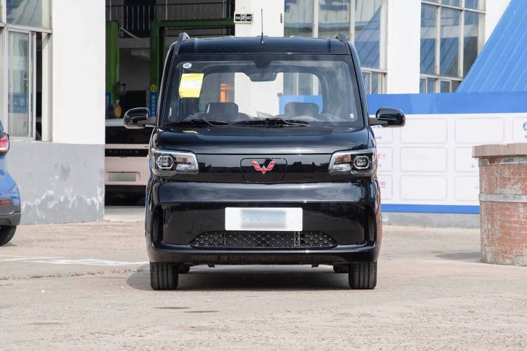 Used Wuling Zhiguang New Energy 2025 Comfort Model Exterior 2