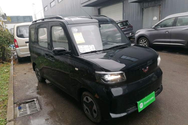 Used Wuling Zhiguang New Energy 2025 Model 305km Ambitious Edition Exterior 2