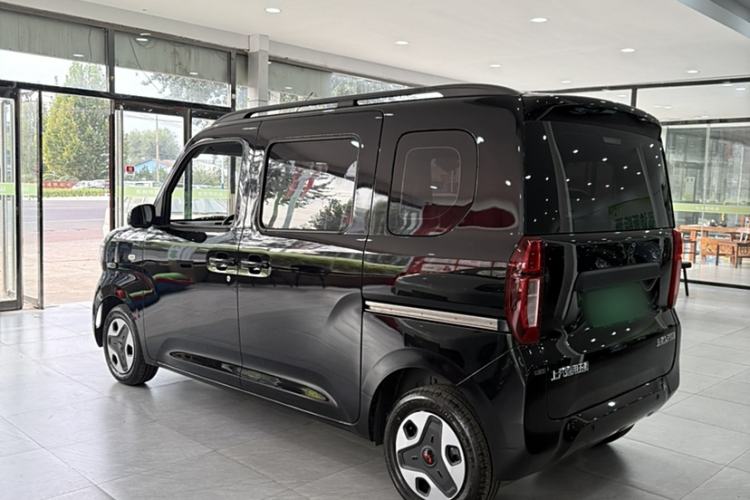 Used Wuling Zhiguang New Energy 2025 Model 305km Ambitious Edition Exterior 2