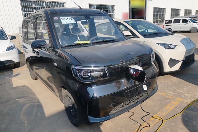 Used Wuling Zhiguang New Energy 2025 Standard Model Exterior 2