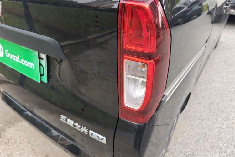 Used Wuling Zhiguang New Energy 2025 Comfort Model Exterior 3