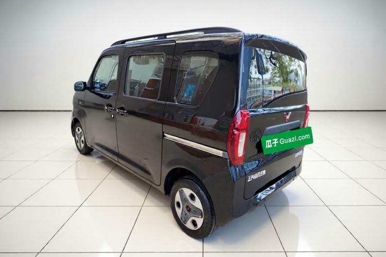 Used Wuling Zhiguang New Energy 2025 Comfort Model Exterior 3