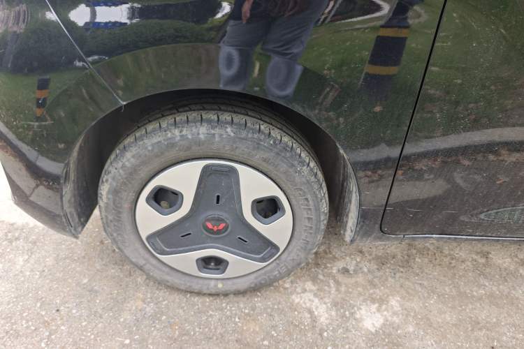 Used Wuling Zhiguang New Energy 2025 Comfort Model Exterior 4