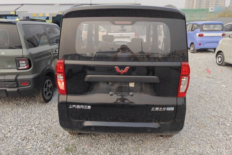 Used Wuling Zhiguang New Energy 2025 Comfort Model Exterior 4