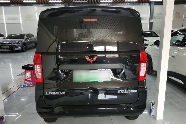 Used Wuling Zhiguang New Energy 2025 Comfort Model Exterior 4