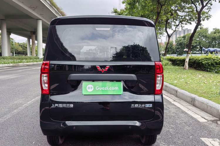 Used Wuling Zhiguang New Energy 2025 Comfort Model Exterior 4