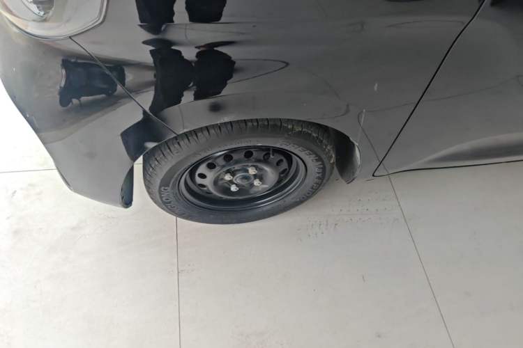 Used Wuling Zhiguang New Energy 2025 Standard Model Exterior 4