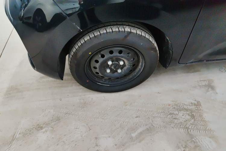 Used Wuling Zhiguang New Energy 2025 Standard Model Exterior 4