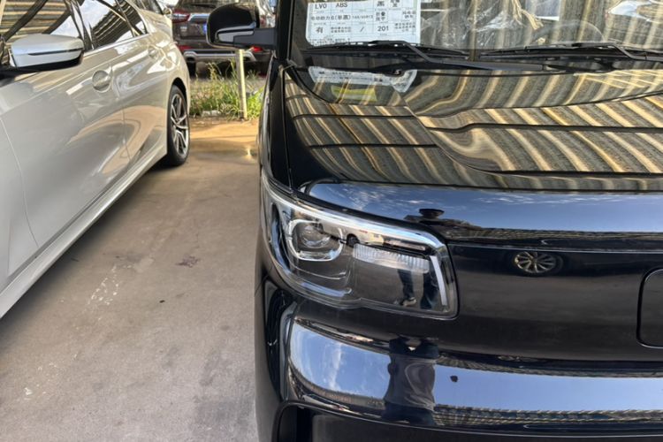 Used Wuling Zhiguang New Energy 2025 Comfort Model Exterior 4