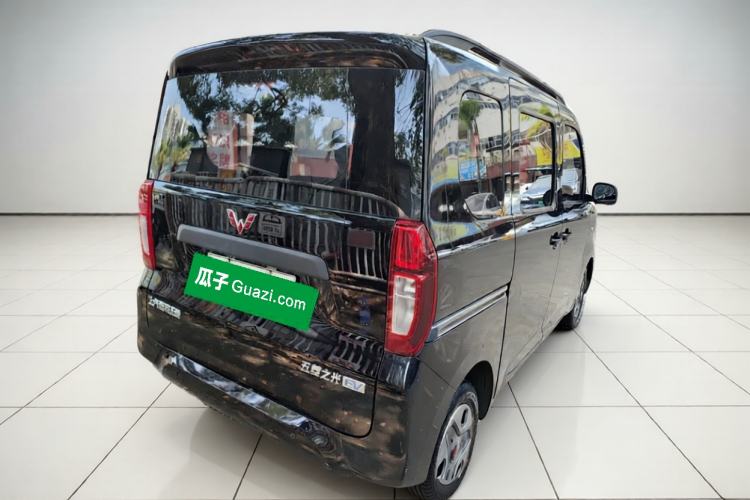 Used Wuling Zhiguang New Energy 2025 Comfort Model Exterior 5