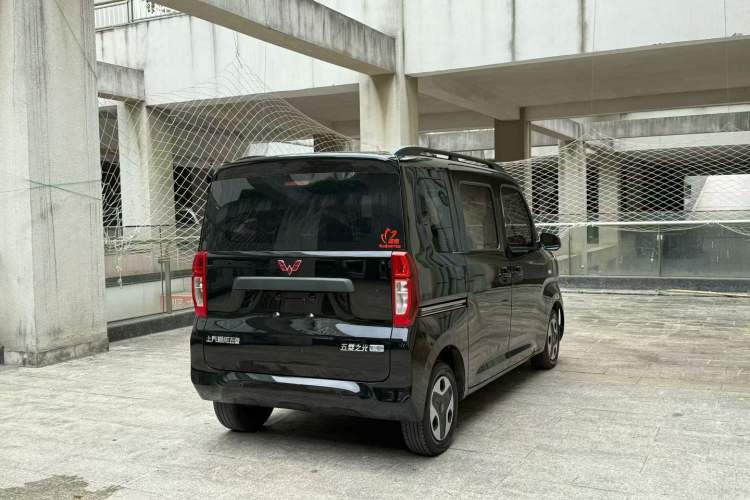 Used Wuling Zhiguang New Energy 2025 Comfort Model Exterior 5