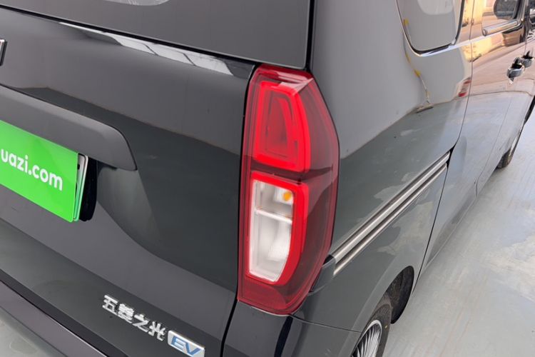 Used Wuling Zhiguang New Energy 2025 Standard Model Exterior 6