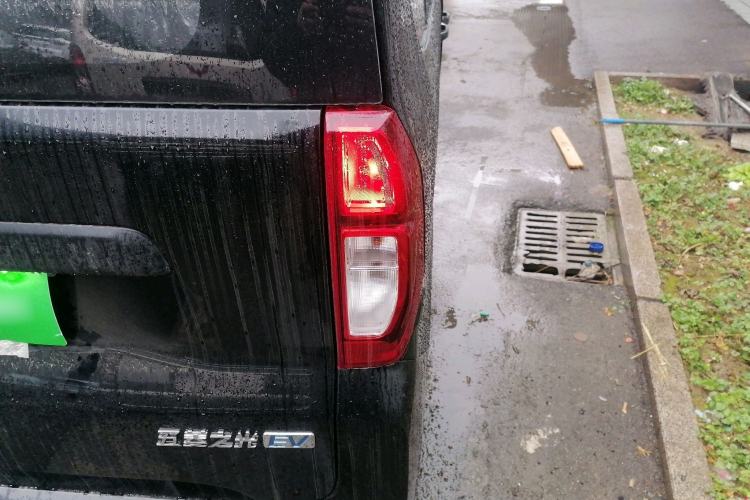Used Wuling Zhiguang New Energy 2025 Model 305km Ambitious Edition Exterior 6