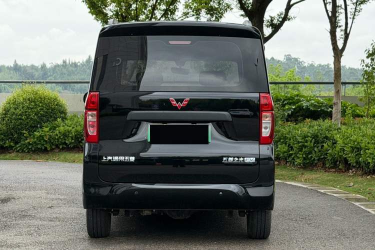 Used Wuling Zhiguang New Energy 2025 Comfort Model Exterior 6