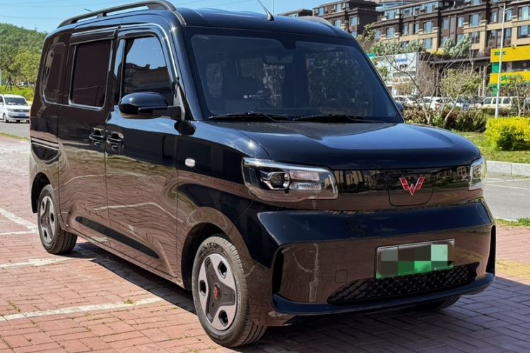 Used Wuling Zhiguang New Energy 2025 Model 305km Ambitious Edition Exterior 6