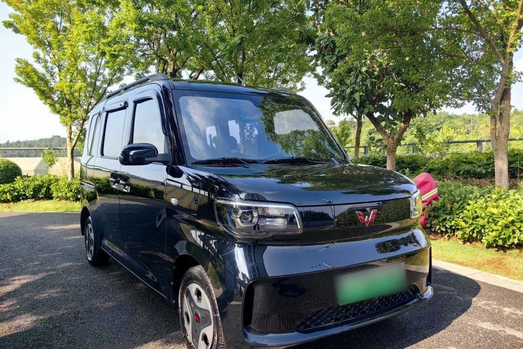 Used Wuling Zhiguang New Energy 2025 Comfort Model Exterior 6