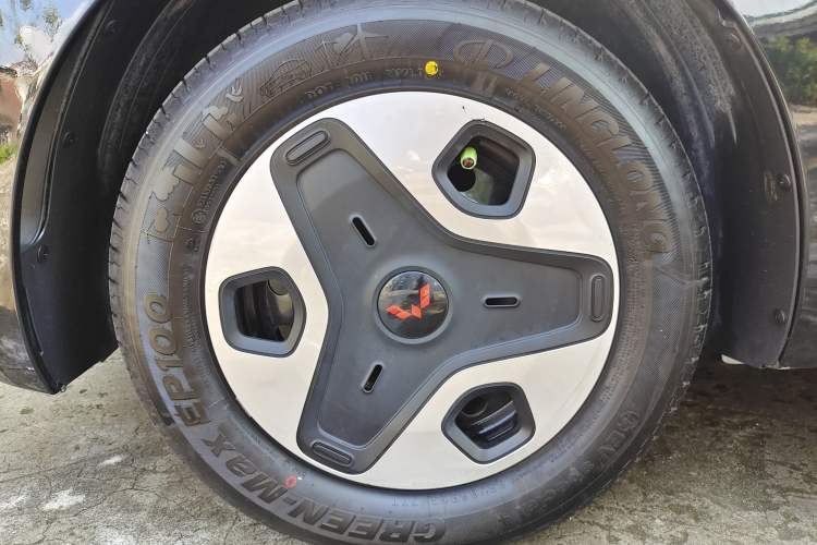 Used Wuling Zhiguang New Energy 2025 Comfort Model Exterior 7