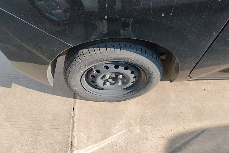 Used Wuling Zhiguang New Energy 2025 Standard Model Exterior 8