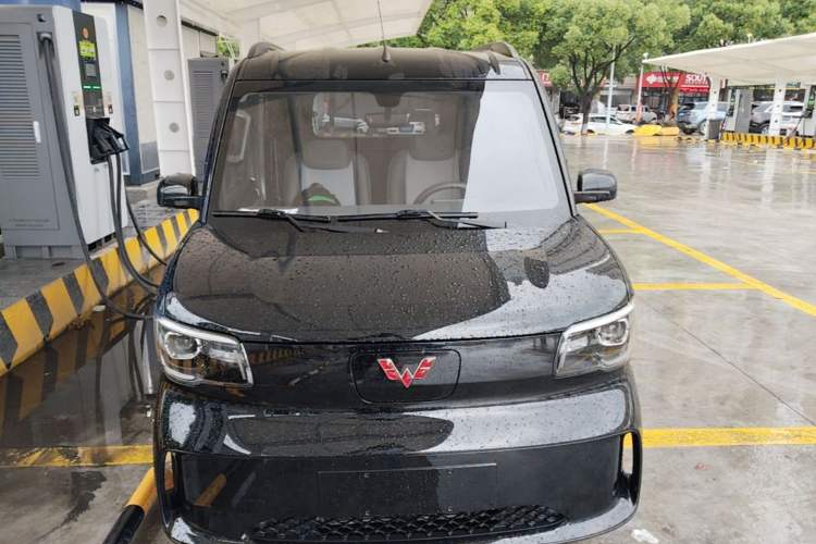 Used Wuling Zhiguang New Energy 2025 Model 305km Ambitious Edition Front
