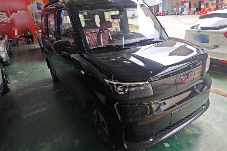 Used Wuling Zhiguang New Energy 2025 Model 305km Ambitious Edition Front Right 45 Deg