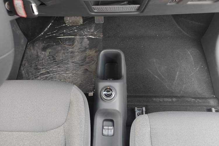 Used Wuling Zhiguang New Energy 2025 Comfort Model Gear Lever