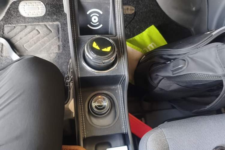 Used Wuling Zhiguang New Energy 2025 Comfort Model Gear Lever