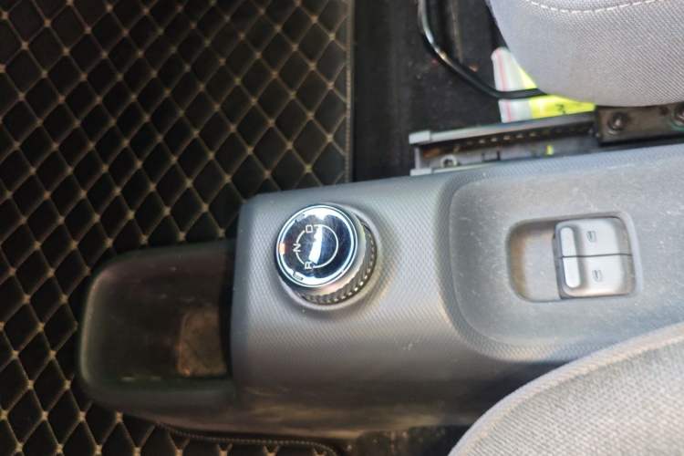 Used Wuling Zhiguang New Energy 2025 Comfort Model Gear Lever