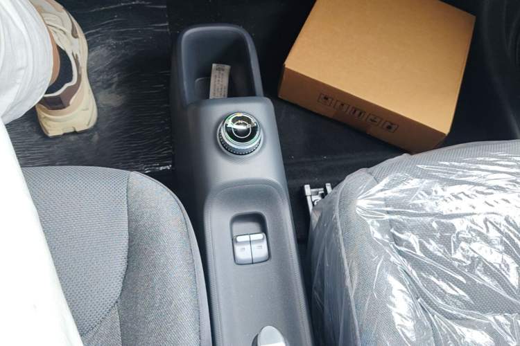 Used Wuling Zhiguang New Energy 2025 Comfort Model Gear Lever