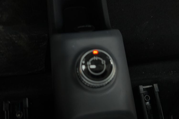 Used Wuling Zhiguang New Energy 2025 Model 305km Ambitious Edition Gear Lever