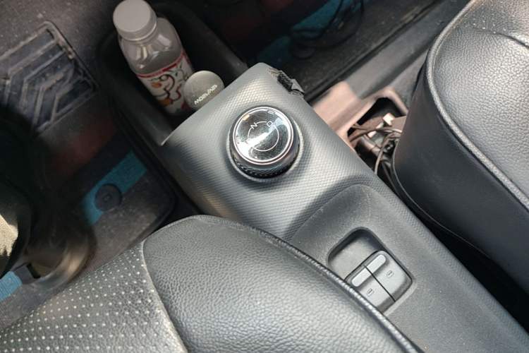Used Wuling Zhiguang New Energy 2025 Model 305km Ambitious Edition Gear Lever