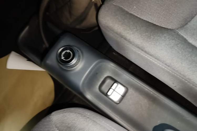 Used Wuling Zhiguang New Energy 2025 Comfort Model Gear Lever