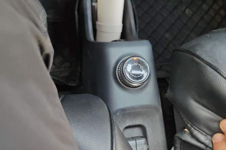 Used Wuling Zhiguang New Energy 2025 Model 305km Ambitious Edition Gear Lever