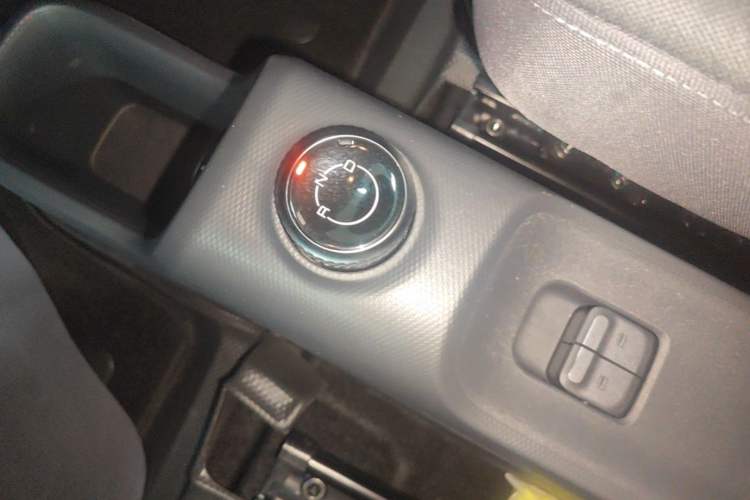 Used Wuling Zhiguang New Energy 2025 Comfort Model Gear Lever