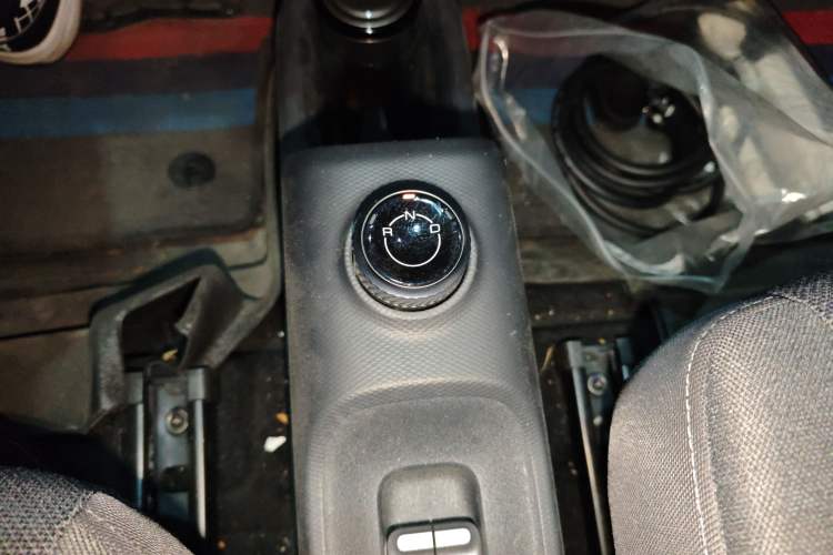Used Wuling Zhiguang New Energy 2025 Comfort Model Gear Lever