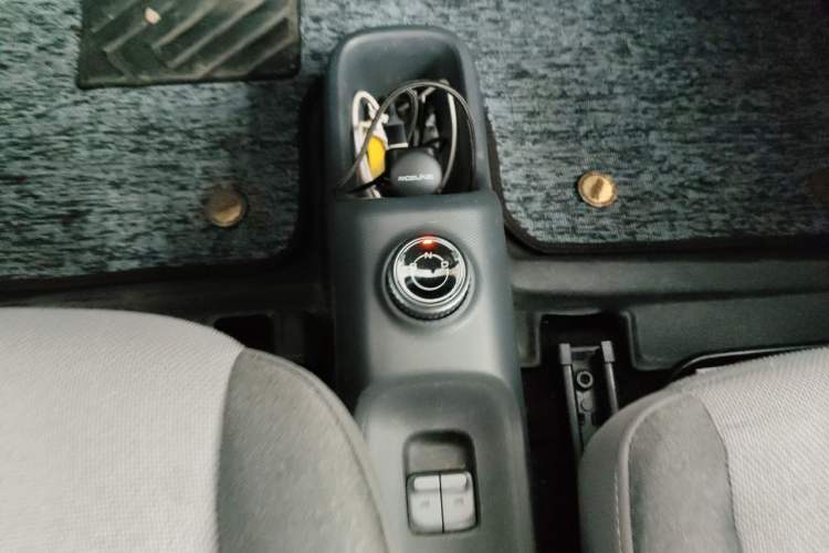 Used Wuling Zhiguang New Energy 2025 Model 305km Ambitious Edition Gear Lever