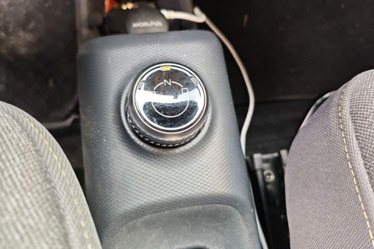 Used Wuling Zhiguang New Energy 2025 Model 305km Ambitious Edition Gear Lever