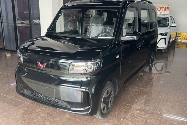 Used Wuling Zhiguang New Energy 2025 Model 305km Ambitious Edition