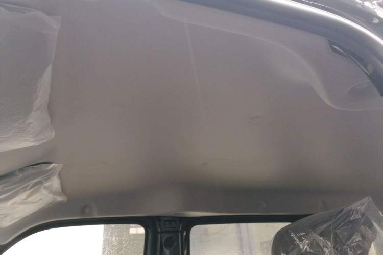 Used Wuling Zhiguang New Energy 2025 Model 305km Ambitious Edition Headliner