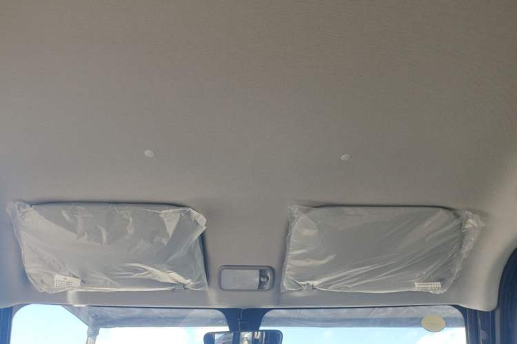 Used Wuling Zhiguang New Energy 2025 Standard Model Headliner